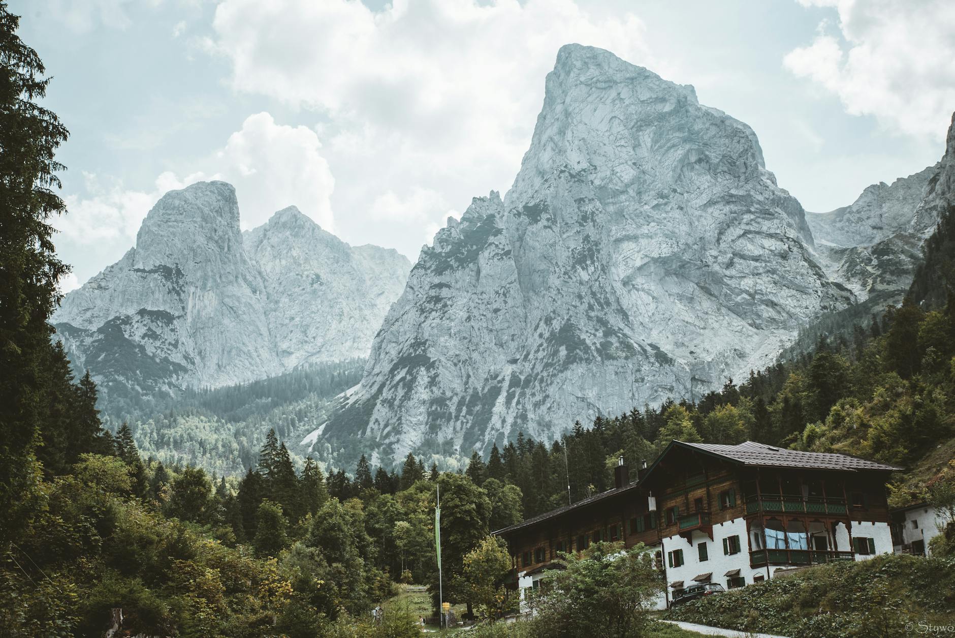 house near mountain